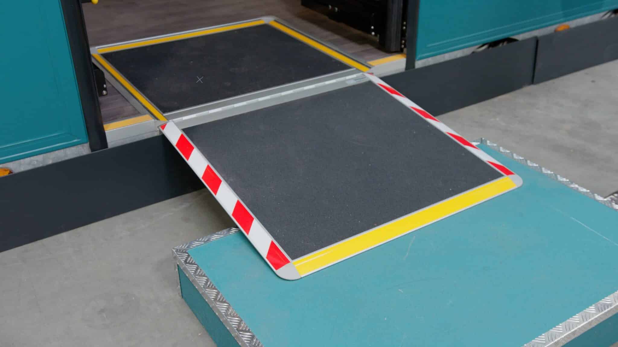 Manual Wheelchair Ramp